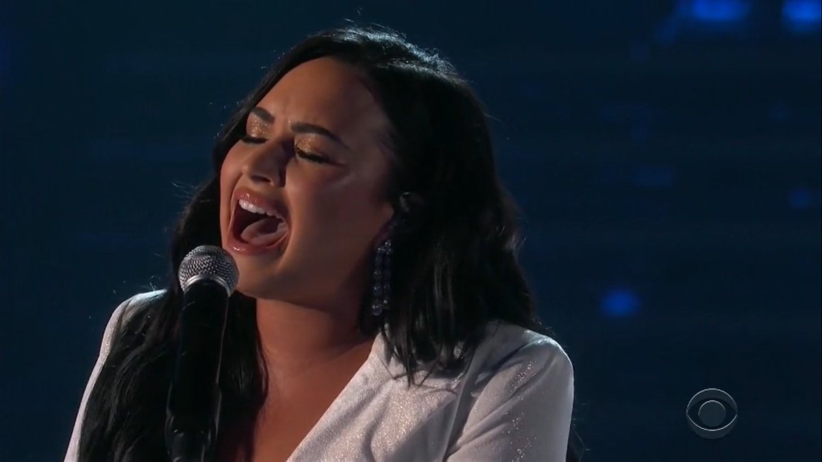 aerisante's tweet photo. You are an amazing woman.
You are a very strong woman.
You are inspiration.
#TurkeyLovesDemi https://t.co/8CDFJfqSDe