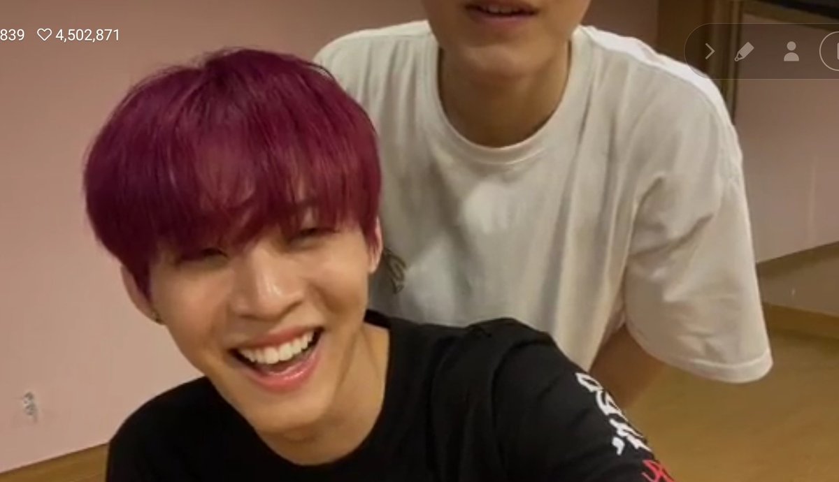 he was smiling & laughing at the Fuse's jokes/puns the whole live Seungjunah we can't see your face 