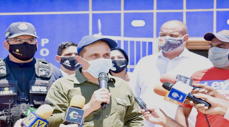 VTVcanal8's tweet photo. Gobernador de Sucre agradece mensajes y oraciones del pueblo por su pronta recuperación al ser positivo para Covid-19

#SemanaRadicalPorLaSalud 

https://t.co/YNSHip5XGv https://t.co/dViYbGfvQT