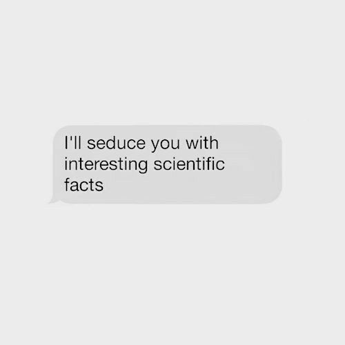 ilyasouvenir's tweet photo. ☆ Issues ☆

Aquela q o melhor amigo do Gilbert, pra sacanear com ele, dá o número de uma fã louca q ele achou no tinder.
Ou
Aquela que a Anne é fã do ator famoso Gilbert Blythe e acaba recebendo uma mensagem sua por engano. https://t.co/nX4Qr47p7w