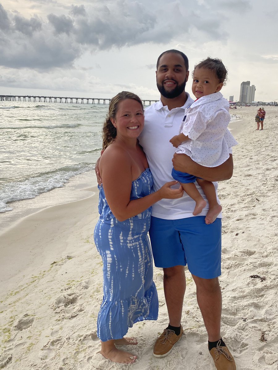 mblacketer3's tweet photo. This is the life I’ve dreamed of 💙👨‍👩‍👦🥰 https://t.co/gyvpoJ3yqY