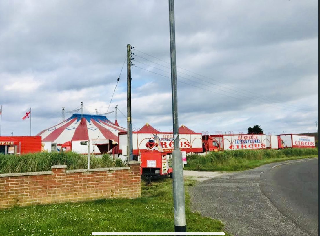 Russells Circus tweet media