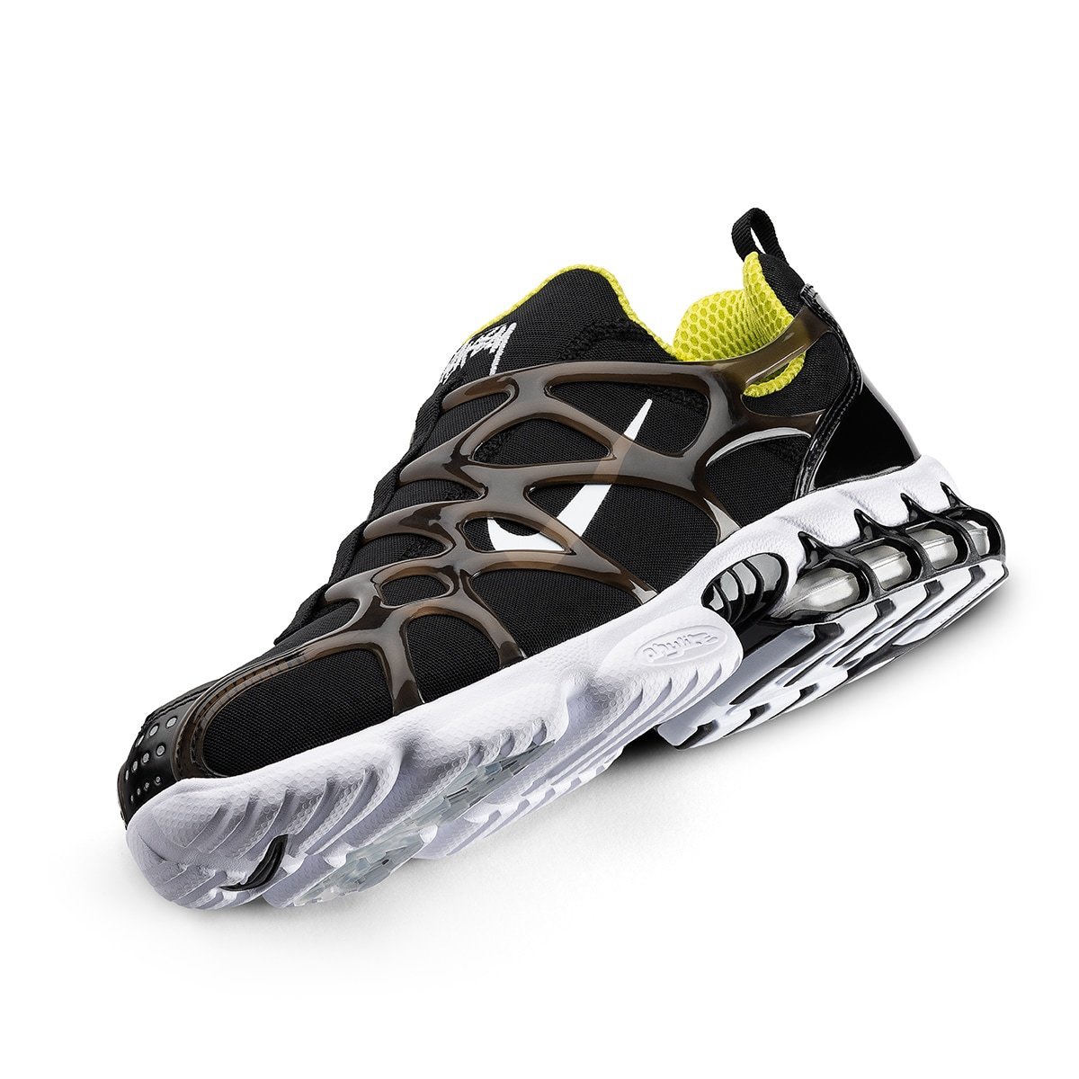 viewsfrance's tweet photo. Voici les prochaines Nike x Stüssy autour de deux "Air Zoom Kukini" ⚪️⚫️ https://t.co/X03e6Z7YSE