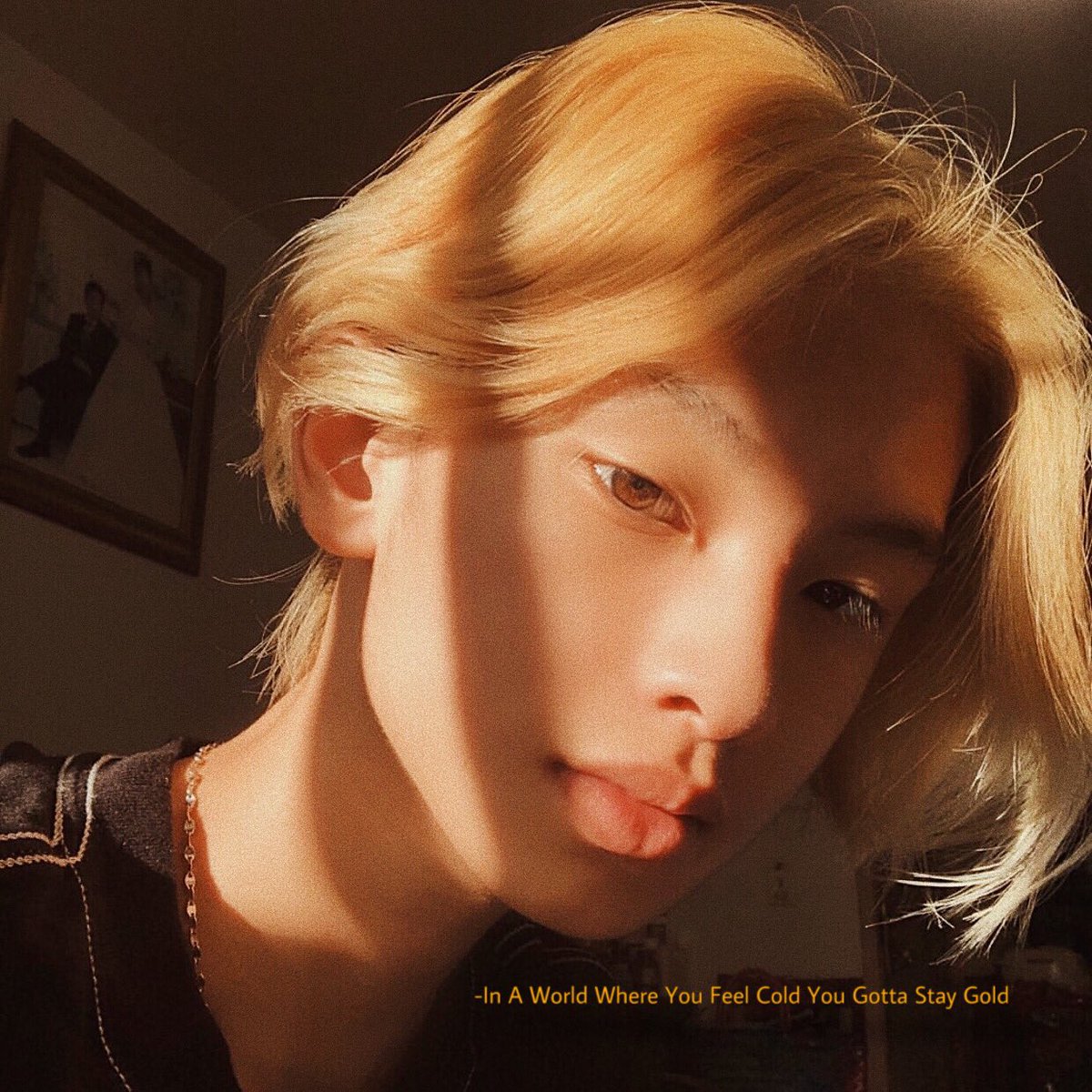 uulzzangs's tweet photo. STAY GOLD✨🍂 #ulzzang #korean #ulzzangulzzangs #BTS_twt https://t.co/MA18PXvZ4c