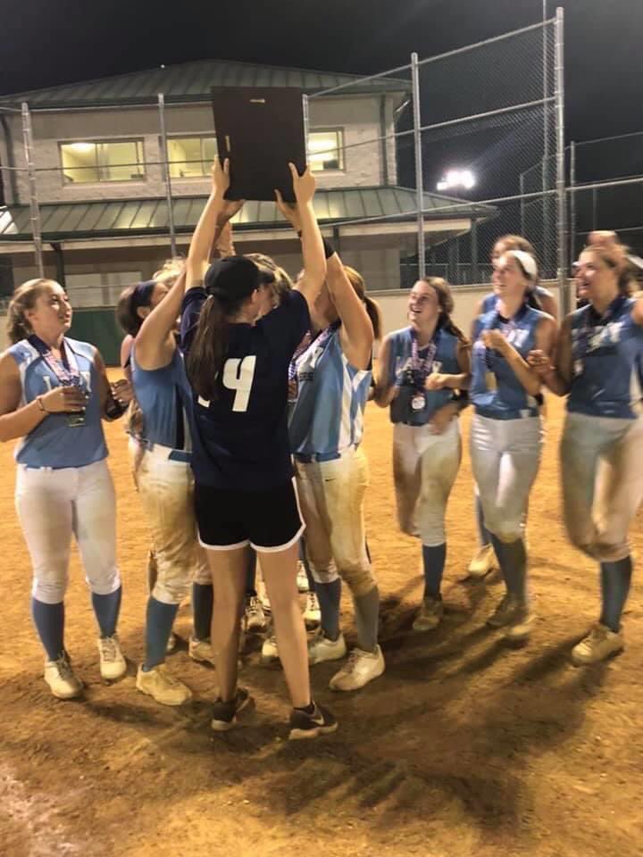 LadySlammers's tweet photo. Saturday is in now in the books! 4-0 for the day! Only allowed 7 runs and scored 42! These girls were on fire! We could not be more proud of our 18U ladies! They not only dominated the tourney, but they played with class and composer and gave 150%! Congrats on an awesome win! https://t.co/uiOMBpgqPP