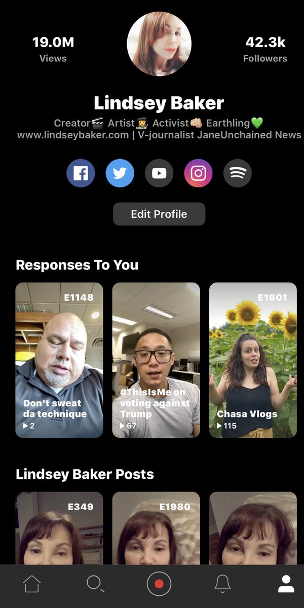 lindseymbaker's tweet photo. Check it out I just hit 19 million VIEWS and over 42k followers today on the Rizzle App! REASON # 14 of why I love #Rizzle - If you are a venture capital investor - please fund Rizzle! The community is like no other and it’s rapidly growing.#Venturecapital #fundrizzle https://t.co/Z31RXZxXkc
