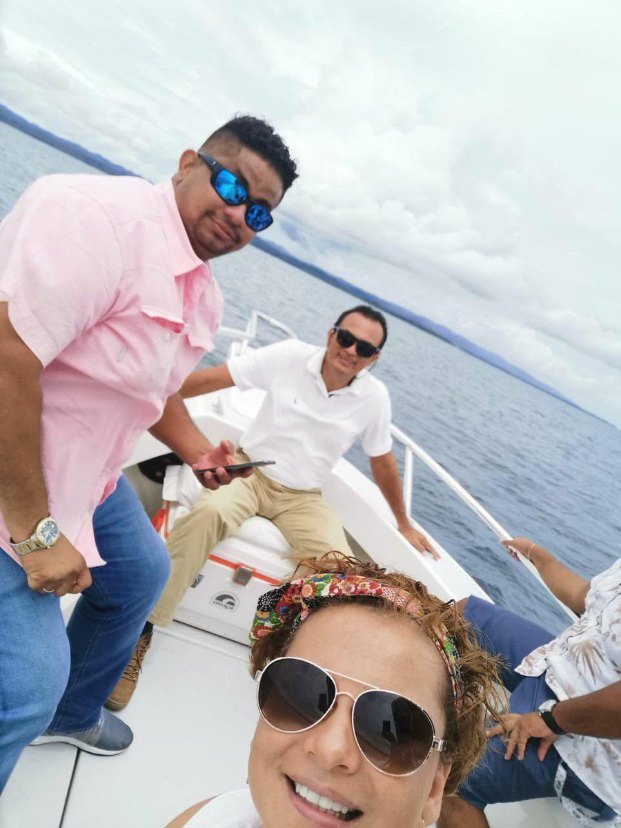 joserojasbr's tweet photo. Don Omar Ft Lucenzo - Danza Kuduro https://t.co/Jaf7sdRN9B
