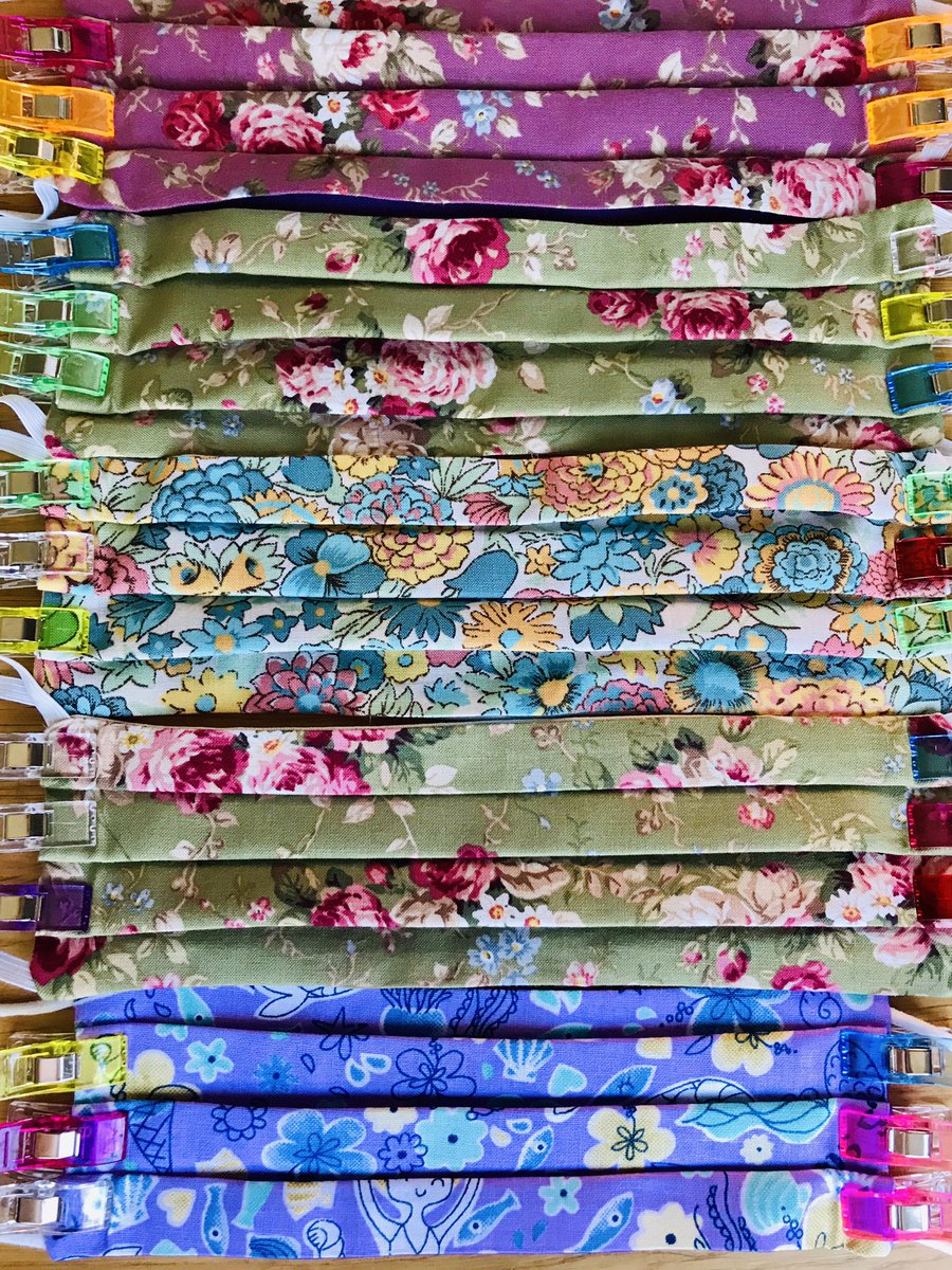 I’ll be seeing pleats in my sleep tonight 😴 #facemasks #handmade #SmallBusiness #pleats