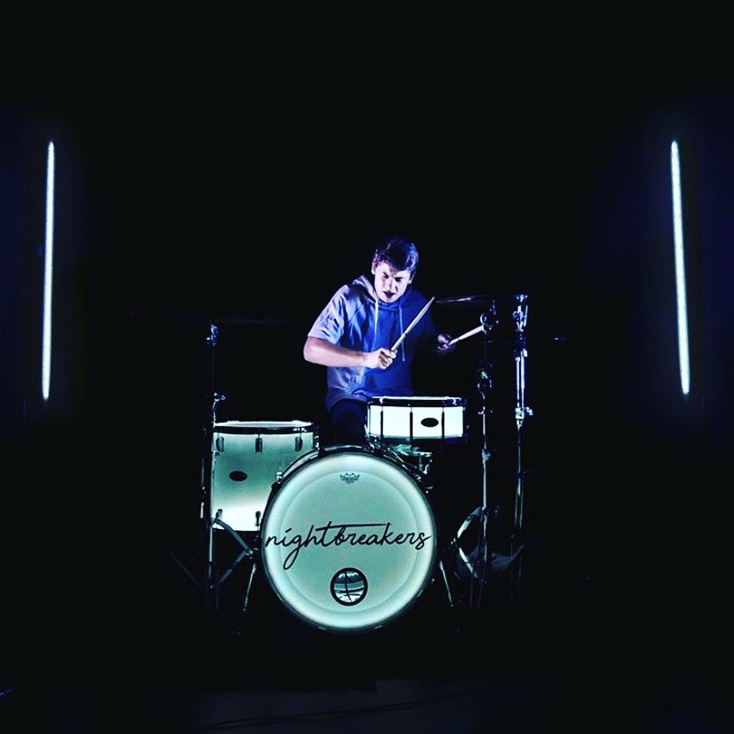Talk about in the zone 🥁
Our dude <a href="/loganlavo/">Logan Lavo</a> repping his DrumLites with <a href="/nightbrkrs/">NIGHTBREAKERS</a>!

📷: <a href="/sydneybounnell/">sydney</a>