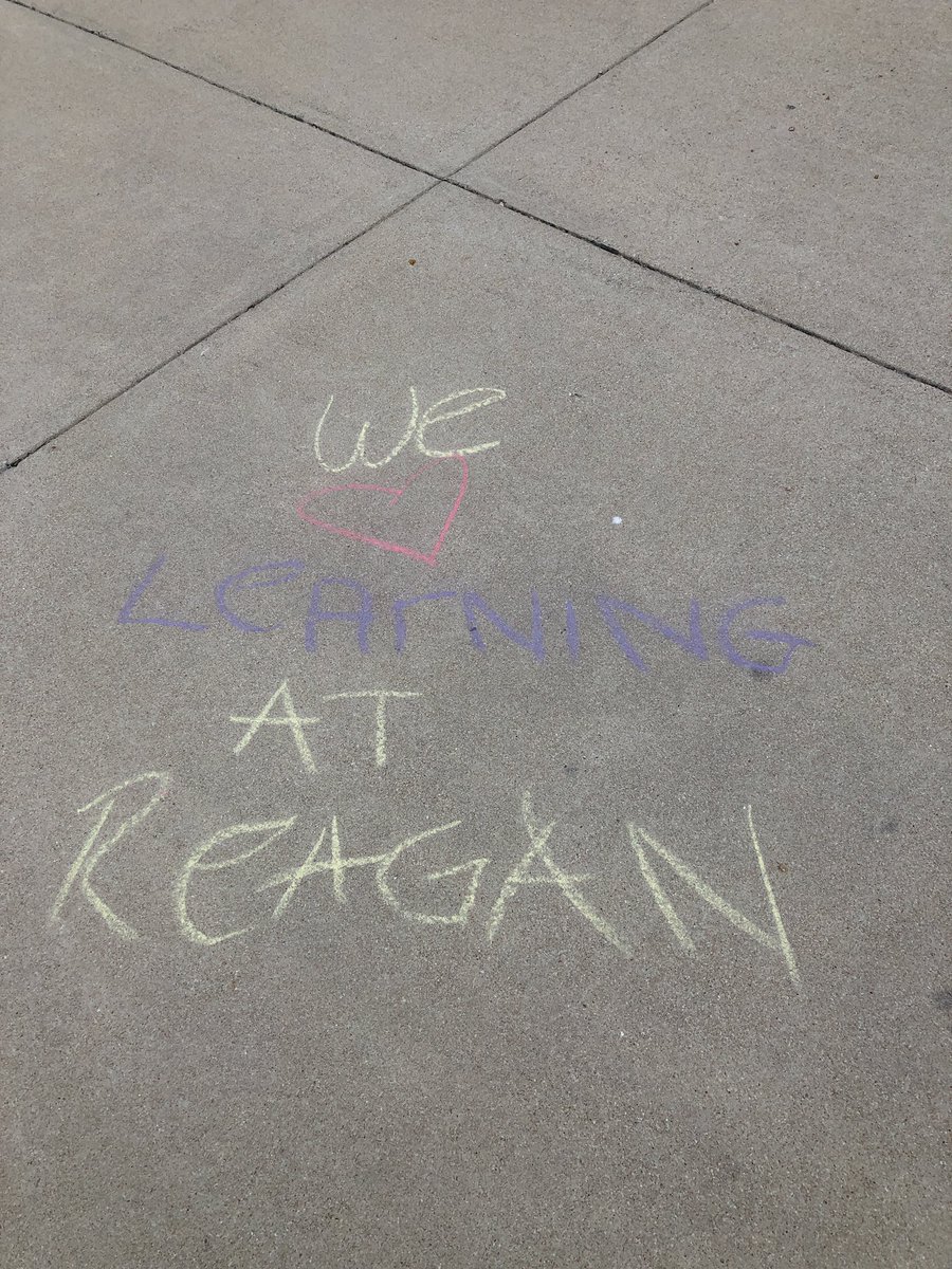 Norman_Rays's tweet photo. As I walked up to campus today I was greeted with these sweet messages from our #Reaganray community! This made my Monday! #1LISD https://t.co/zxKBr4fSvr