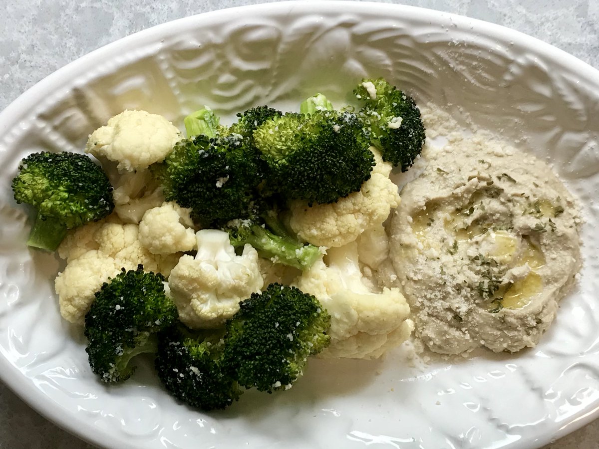 Quintessential Baba Ghanooj is a healthy snack or part of your meal! 
#healthymeal #pdxlocaleats #babaghanooj