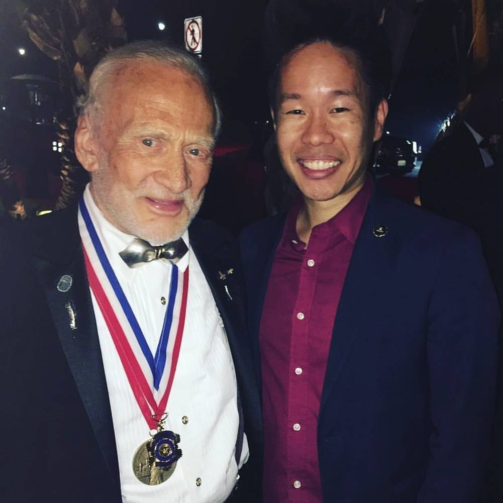 christopherkai_'s tweet photo. Fifty-one years ago, Neil Armstrong and this man #drbuzzaldrin were the 1st two human beings to step on the surface of the moon proving to the world that the sky is not the limit. Blessed to have interviewed Buzz Aldrin. Let's all commit to reaching for the stars! https://t.co/SYQZyPlnHy