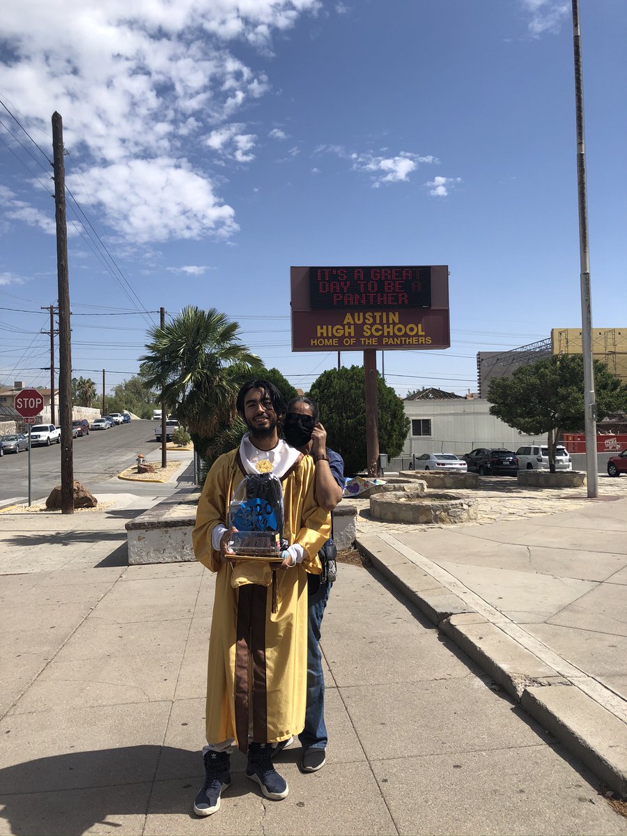 cynsationalcynd's tweet photo. AHS Summer Graduates π§βππΎ They may have chosen a different path, however the end of the journey was the same, an Austin High School Class of 2020 Graduate ππ§βππ€ as well as our May graduates who had picked up their diplomas yetπΎπΎ #ahspanthers #ahsclassof2020 https://t.co/aEzcB2zQPX