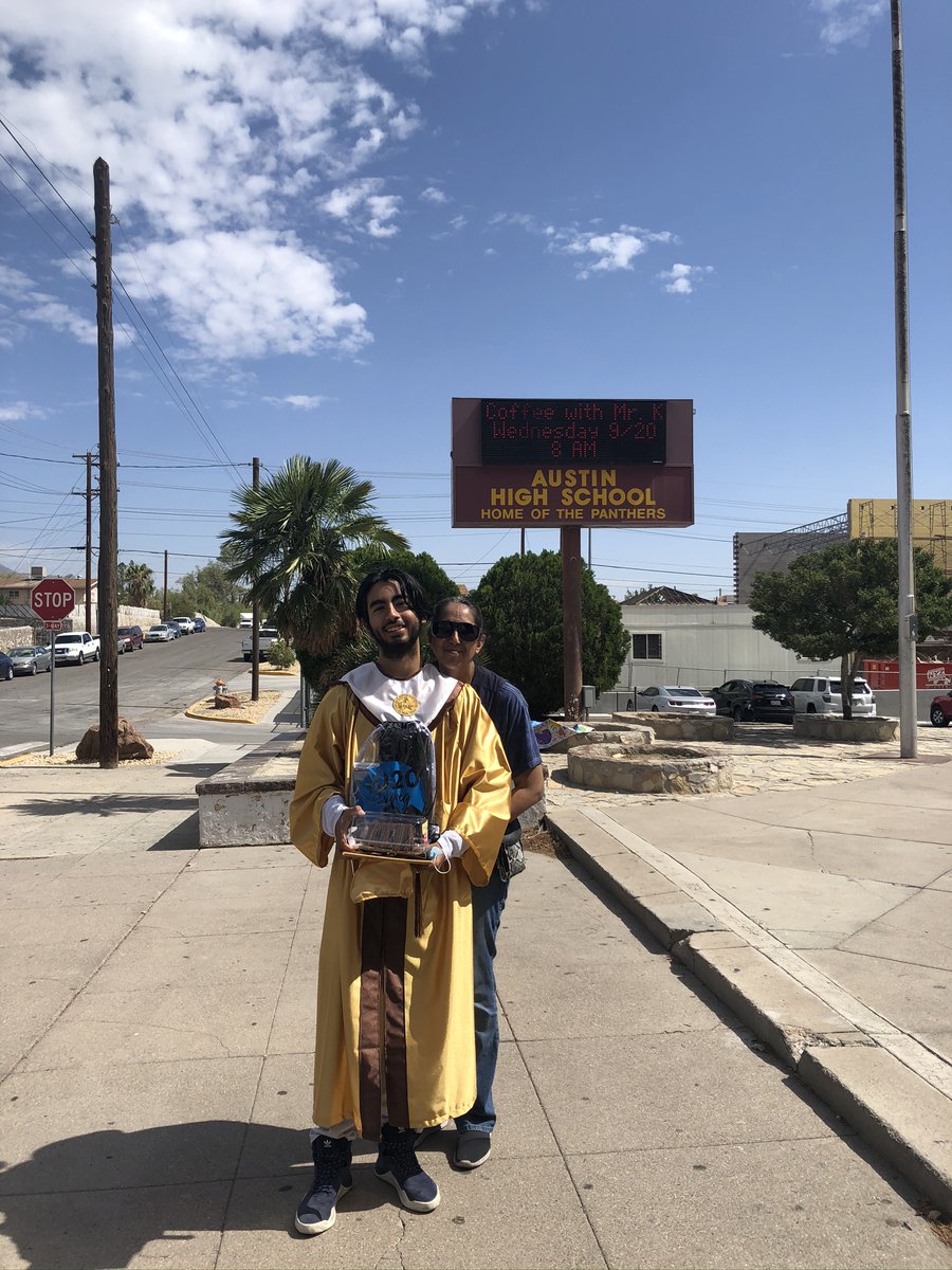 cynsationalcynd's tweet photo. AHS Summer Graduates π§βππΎ They may have chosen a different path, however the end of the journey was the same, an Austin High School Class of 2020 Graduate ππ§βππ€ as well as our May graduates who had picked up their diplomas yetπΎπΎ #ahspanthers #ahsclassof2020 https://t.co/aEzcB2zQPX