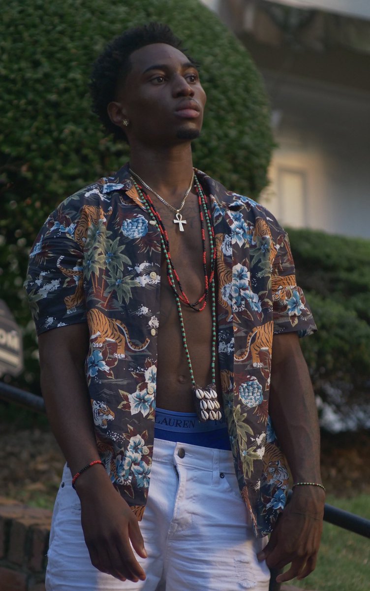 dripinati5800's tweet photo. Stomp On Everythang In My Yard Nie, Shawty Got Hit Up Wit Dat Flame Wea Yo Boys Nie 🐍🩸👶🏿🌞👑❌ #SpillBBY #ONLY1DRiP #DaRealBBYs https://t.co/RV7i2T5xIq