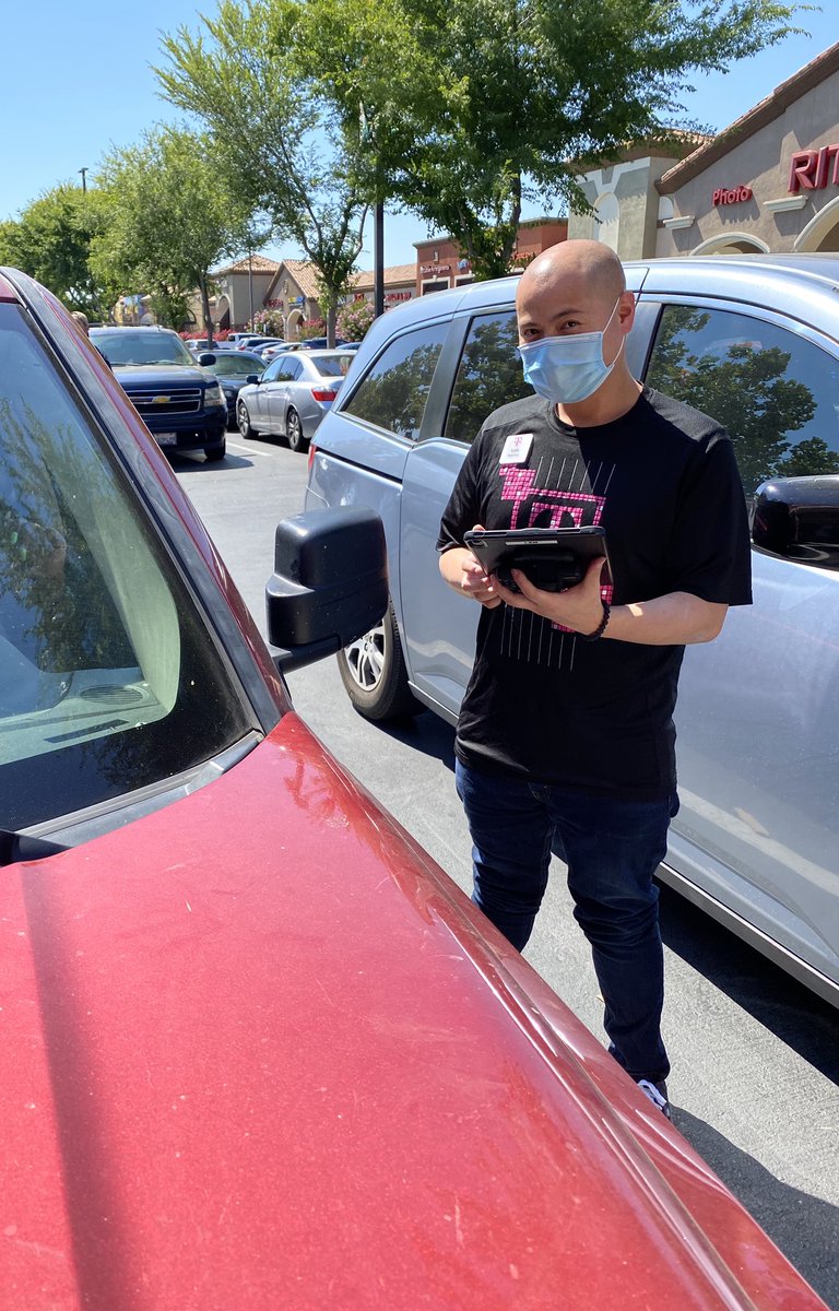 Nancy Tran (@nancytrantmo) on Twitter photo Lam doing it the Uncarrier way by helping our customer’s outside! With today’s in store capacity limitations, we make sure everyone is taken care of - no matter what! ☺️ #TMobile #Uncarrier #WestisBest Lam doing it the Uncarrier way by helping our customer’s outside! With today’s in store capacity limitations, we make sure everyone is taken care of - no matter what! ☺️ #TMobile #Uncarrier #WestisBest