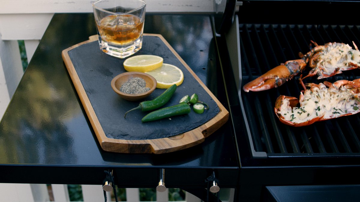 VC_BBQ's tweet photo. We make grills for people who are drawn to the hypnotic sound of fire and searing meat. #ForTheOutsiders https://t.co/cSJEMpdtWT
