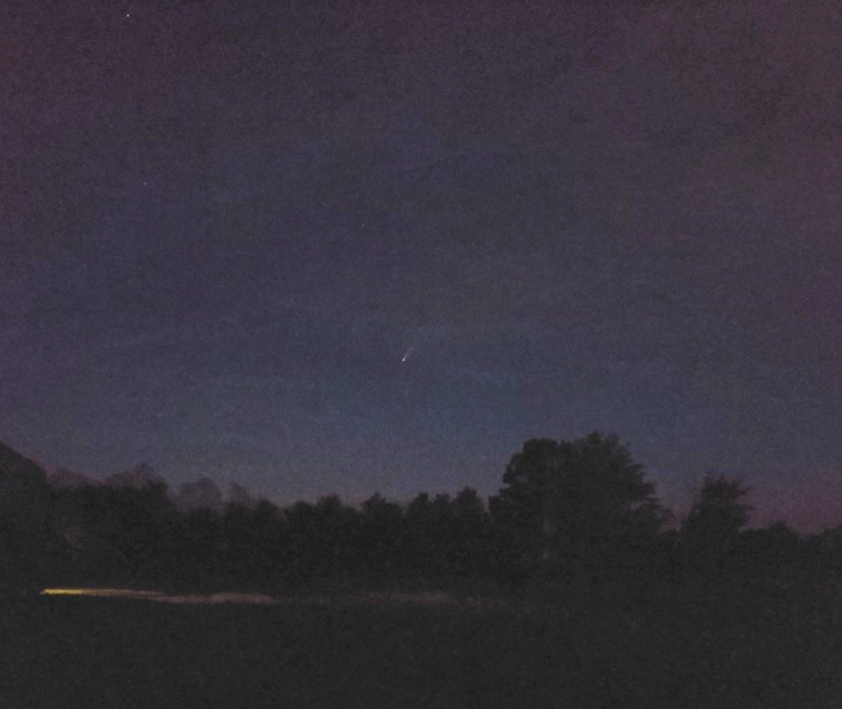 First2Network's tweet photo. #First2Network virtual Summer Immersion program has started for students with collaboration of @WVU_Tech and @GreenBankObserv !
β’
Today Gabe Jones (a 2020 intern) sent us this photo capturing the #NeowiseComet in action πΈ!
#stem #astronomy #firstgen #STEMeducation #westvirginia https://t.co/rdjV7xI6wr