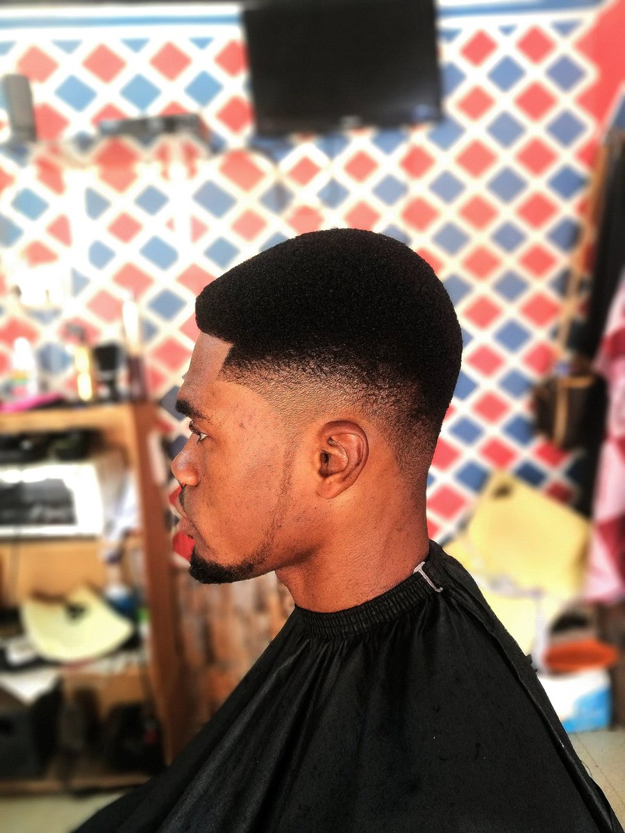 Legend Barber tweet media