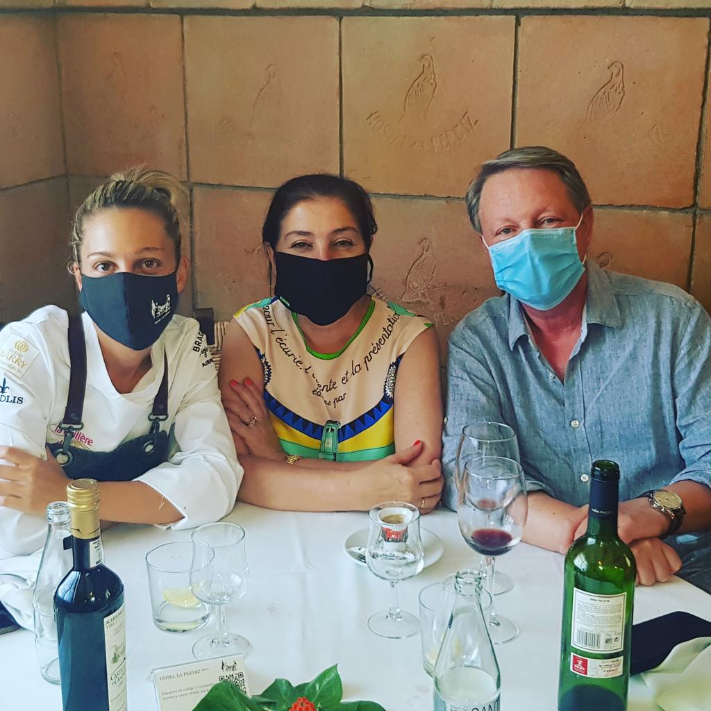 Todo un placer recibiros <a href="/ROSAVAO1/">ROSA VAÑO</a> y Paco volver pronto♡♡♡