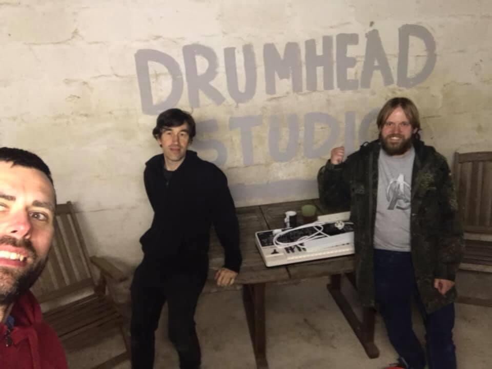 MonzaExpress's tweet photo. We’re back (well 3 of us) taking over Shaun’s lavish estate and straight into new tunes. #BackToSchool #songwriting #monzaexpress https://t.co/8SKfCTPFpk