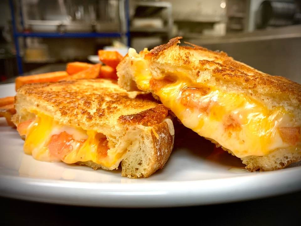 If comfort was an emoji, it would be this After School Grilled Cheese Sandwich. 🤤 #XLanesLA

We will remain temporarily CLOSED until further notice. Stay tuned and be safe. ❤️ We look forward to welcoming you back soon!