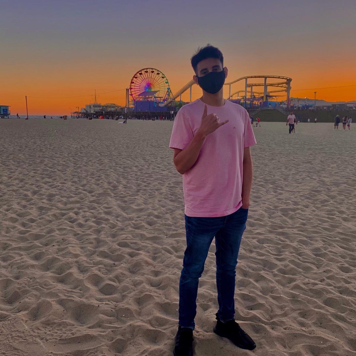 stevenorellana_'s tweet photo. Some flics from the trip
#welegal #twentyone https://t.co/JKFqy7dEi0