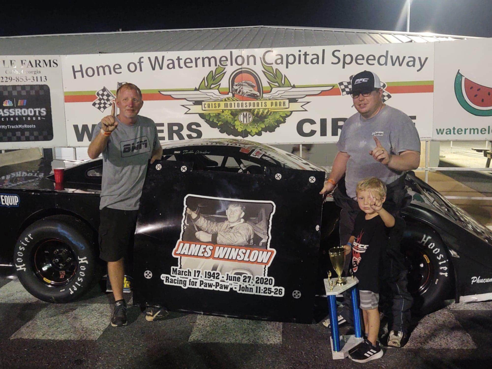 PortCityRacecar's tweet photo. A special congratulations to Bubba Winslow on his win this weekend at #CrispMotorsportsPark with a tribute to his Paw-paw riding along. 🙏 This was Bubba's 2nd win in a row at Crisp! #MondayMotivation #PortCityRacecars https://t.co/gOuyaYN7it