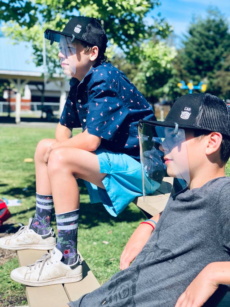 Stay cool, stay safe ✌️
#ppe #capshield #capshields #faceshields #capshieldkids #canadianmanufacturing #canadianppe #covid19safety #comfortableppe #supportlocalvancouver #canadianfaceshield