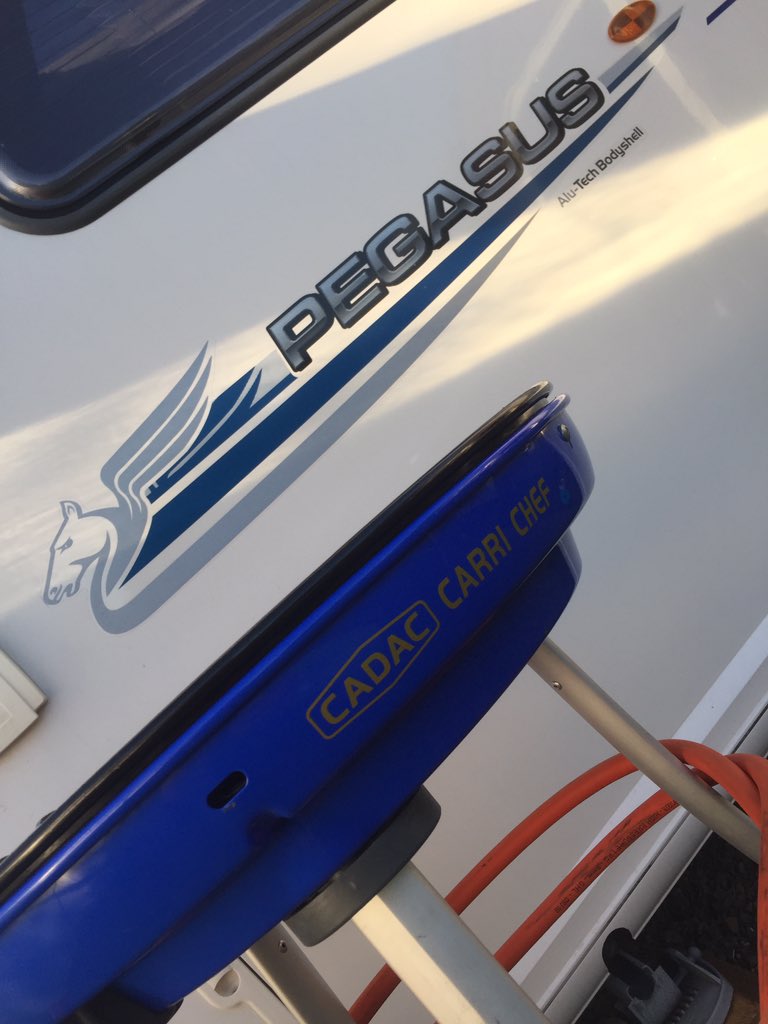 LPHonda's tweet photo. Another great day at #Briggy weather has been just grand #FamilyTime #livingthevandream 👍🚗🚋🏴󠁧󠁢󠁳󠁣󠁴󠁿💨💨👍 @CadacUK @Honda_UK @BaileyofBristol @Outdoor_Rev #Great2BeBack #SelfIsolationAtTheVan https://t.co/Vcxn9TzUBv