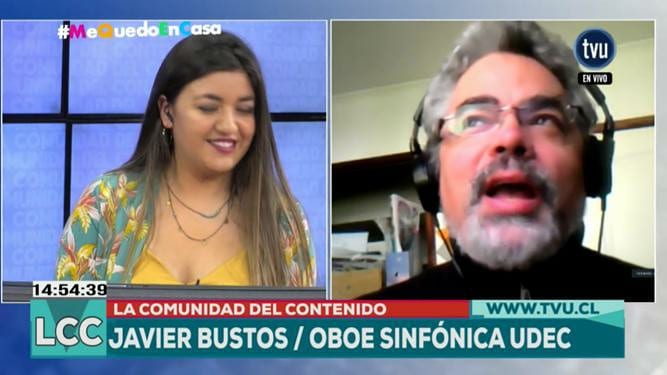 TeatroUdec's tweet photo. Javier Bustos, oboísta de la #OSUC, cuenta los detalles del Programa de Cámara con la Serenata de Mozart, en La Comunidad del Contenido.
#orquesta #sinfónica #vrim_UdeC #Corcudec #lcc @TVU_television @vrim_udec @udeconcepcion https://t.co/TkYca5Evf2