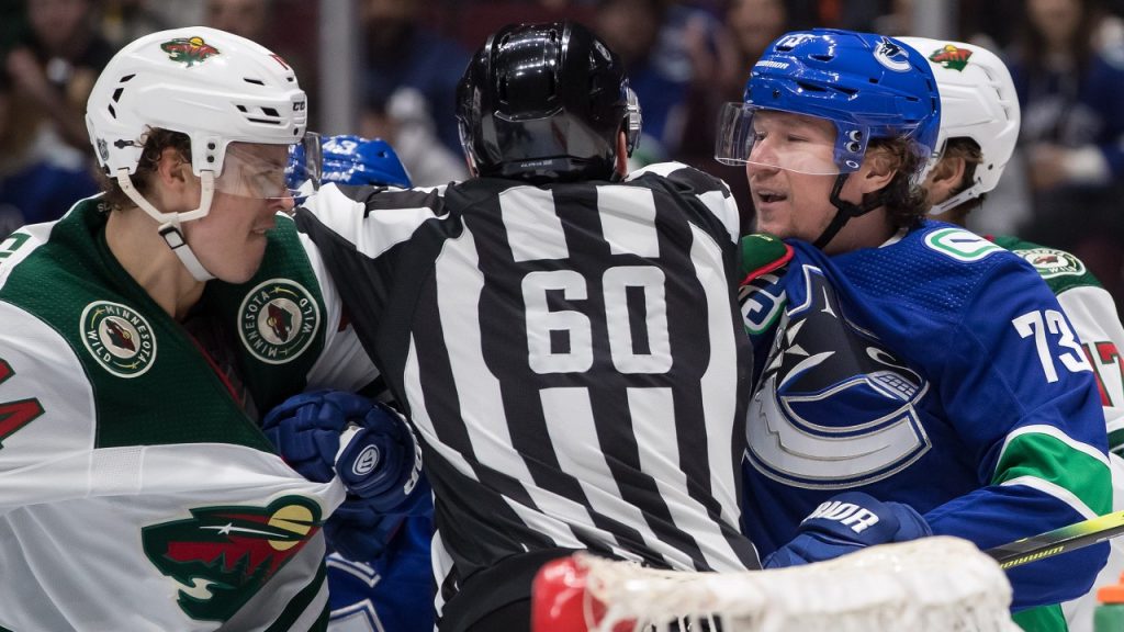 Sportsnet650's tweet photo. We're just 2 weeks away from #Canucks vs #mnwild. To prepare, we're asking you to send in your best Minnesota Wild trash talk on these week's #GameOfTakes!
Reply with your (family friendly) chirps, and you could challenge @Butlrr for the Composite Throne! @JamieDodd https://t.co/8st9YfxXWw