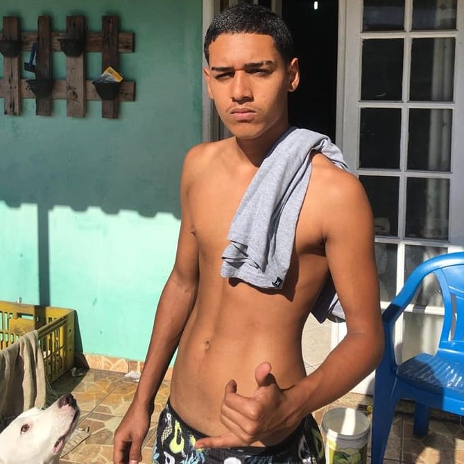 piytoco's tweet photo. Tenho planos e tapas para sua bunda 😝 https://t.co/vWdezNPhLI