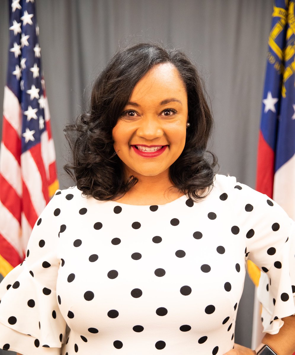 ReporterBlayne's tweet photo. NEWS: @GeorgiaDemocrat just selected Nikema Williams (@DPGChair) to replace Rep. John Lewis’ name on November ballot. 

She’s a Georgia state senator and chair of the state’s Democratic Party. https://t.co/8ZSCENt4fA