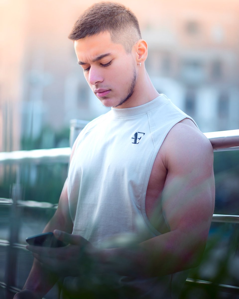 portraitbar's tweet photo. One photoshoot day with my boy. #photoshooting #photoshoots #photoshootday #photoshootmakeup #photoshootingday #photoshootready #photoshootfun #photoshootfresh #portraitpage #PhotoshootTime #photoshootideas #photoshootprep #photoshootsession #boy #photoshooter #boys #portrait https://t.co/3udpx2nmZb