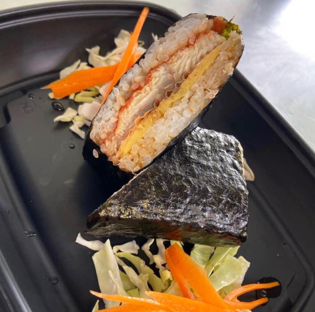 I'm serving up delish #dinner tonight <a href="/SPARKsocialSF/">SPARKsocialSF</a> from 5pm-9pm. View my July schedule here: bit.ly/2ZqTJSJ  #sfeats #bayareaeats #sffoodie #eatersf #saverestaurants #foodtruck #sparksocialsf