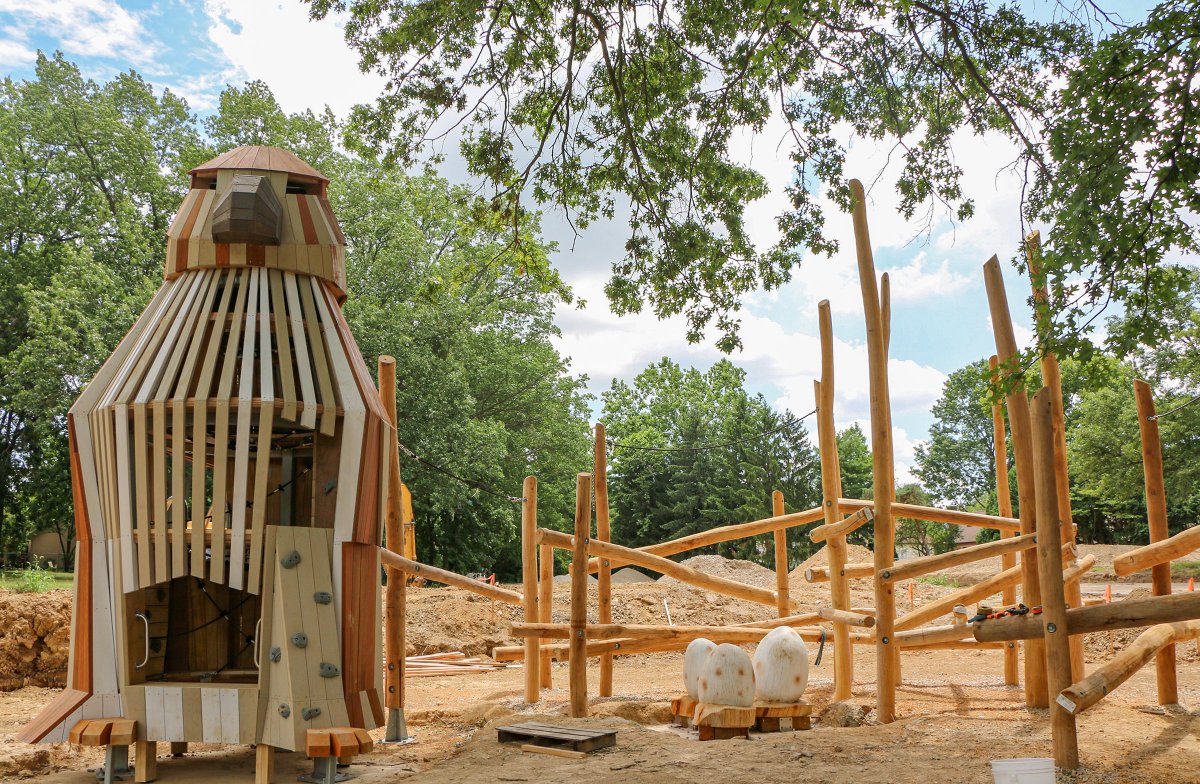 tellwesterville's tweet photo. This hawk play structure is just one of the nature-inspired features coming together at the new Johnston-McVay Park.
Construction at 480 S. Hempstead Rd. is expected to wrap before the end of the year. https://t.co/nvzwkTicgy #acitywithinapark https://t.co/A3xzQ5qCaN