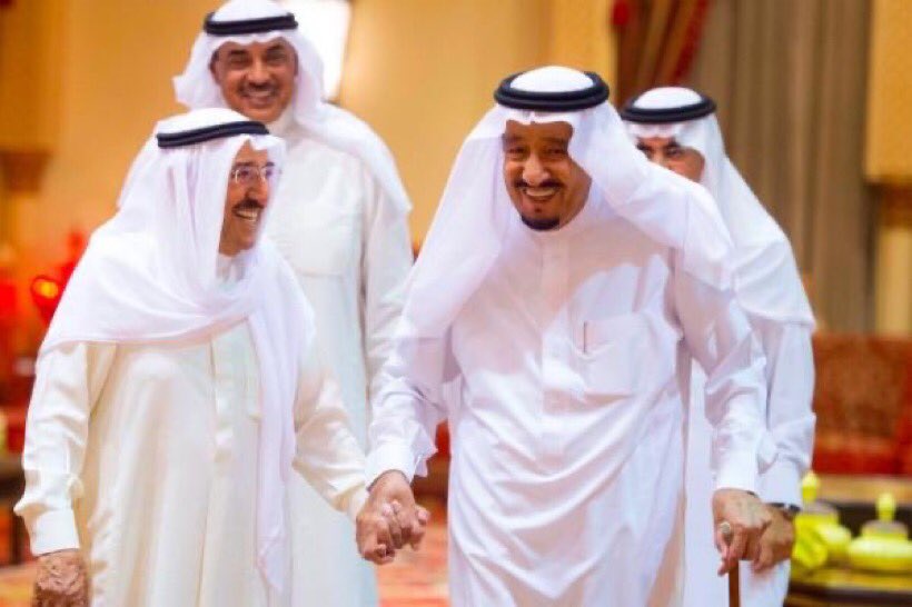 nq6t_ndhm's tweet photo. خادم الحرمين يتلقى اتصالا من أمير الكويت للاطمئنان على صحته .

#الملك_سلمان #صباح_الاحمد_الصباح 

الله يحفظكم ويديم المحبة https://t.co/I5t13MMJsH