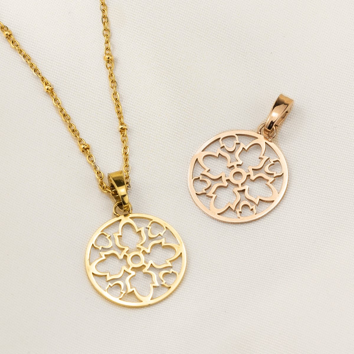 Our NEW Friendship Pendants are Inspired by the Alstroemeria Flower.Friendship Flower Hollow Maduma is a symbol of the transparency and truth between best friends. 👉mvintage.com/soul-sisters.h… ❤️  friendshipday #gifts #besties #malta  #besties #soulsister #sisterhood #foreverfriends