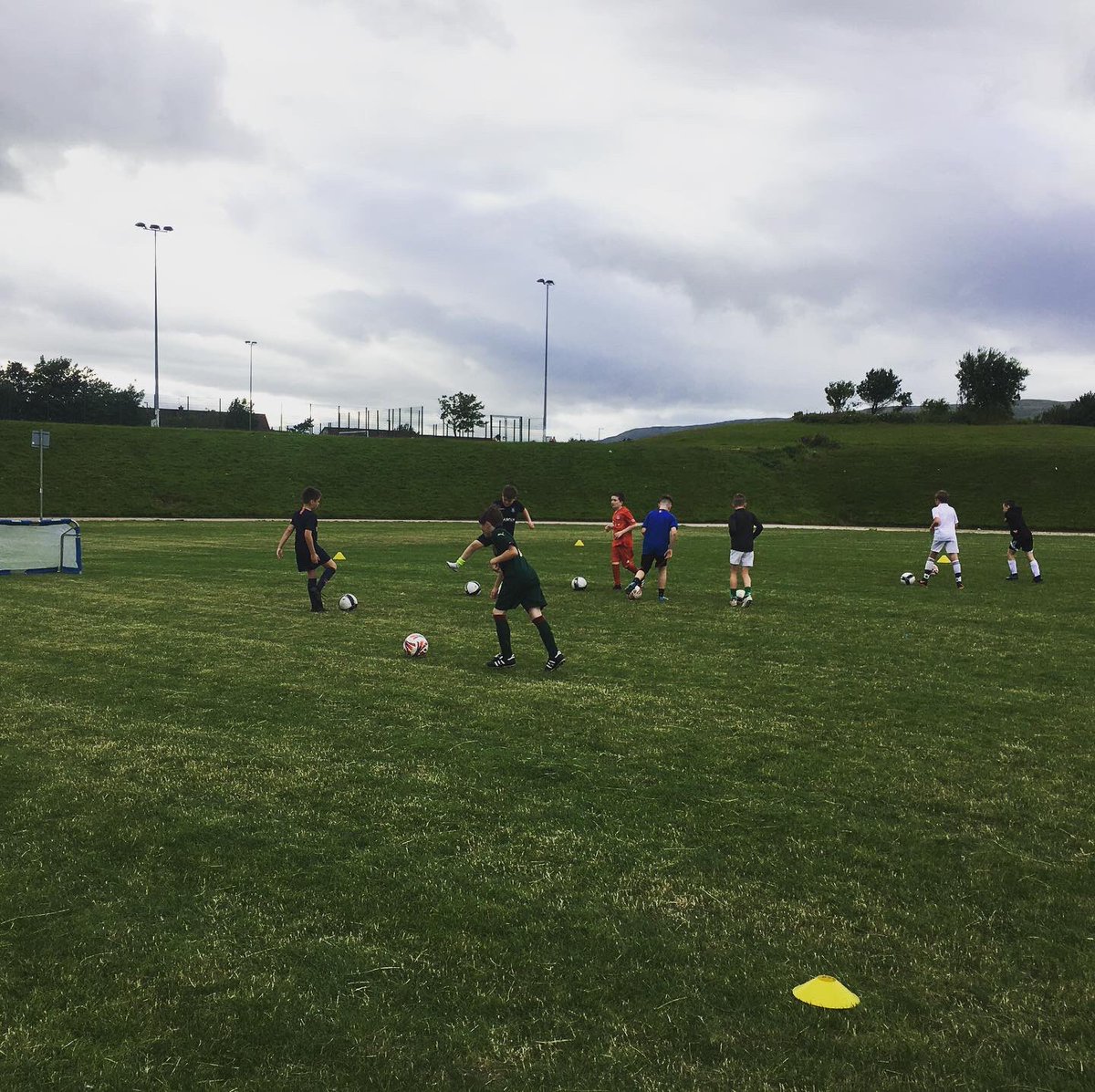 HarestanesA's tweet photo. Good to get the boys back to training #harestanesacademy https://t.co/YGjaiogbsI