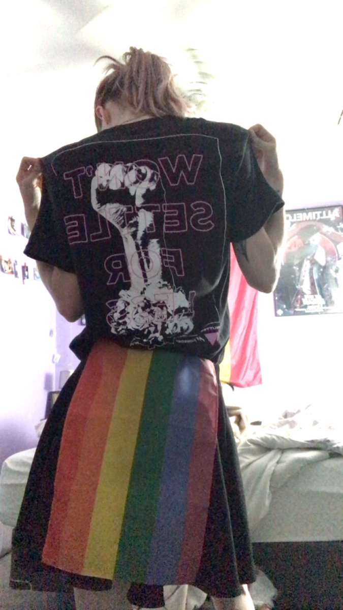 brittelena_'s tweet photo. Just because it’s not pride month anymore doesn’t mean we can feel proud of who we are &amp; support great causes. @AllTimeLow thank you for everything you constantly do for the LGBTQ+ community. #WontSettleForLess #GlitterandCrimson https://t.co/tm4JXi3C2E