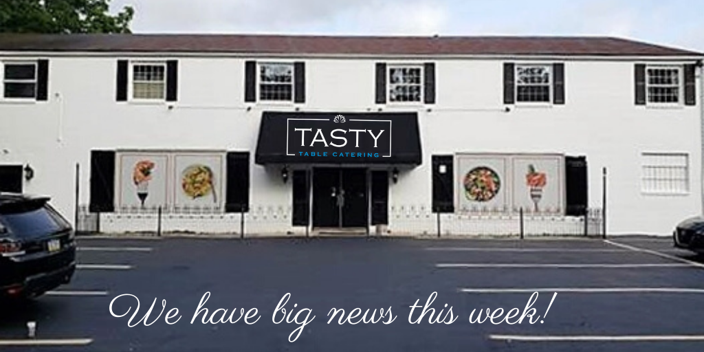 TastyTableCater's tweet photo. We have HUGE news for you this week that we can't wait to share! Sorry for being so vague right now, but we will spill the beans very soon. We promise you will be very excited. Stay tuned! 😊 #MainLineFood #MainLineFoodies #ChesterCountyPA https://t.co/vSaE4JaqOW