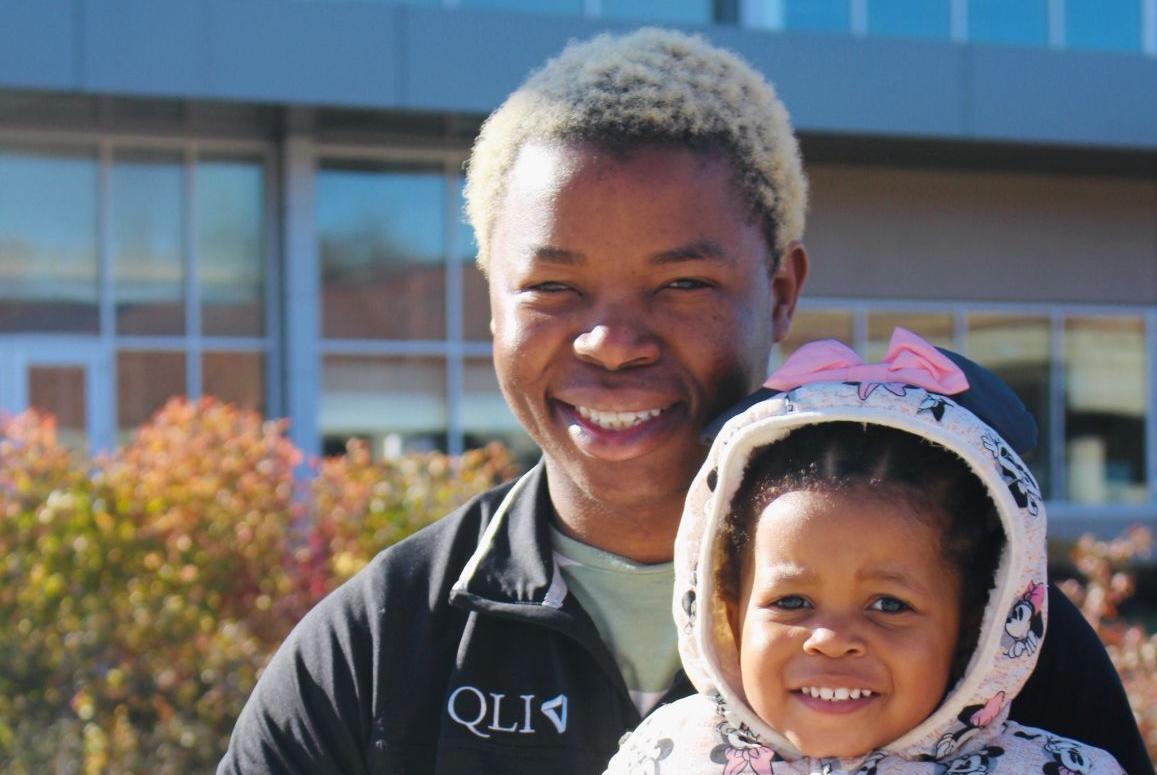 QLIRehab's tweet photo. #TeamQLI's Haji Weliyo is more than an incredible teammate—he's a force for change. See how, as a volunteer, he's helping Omaha's youth challenge prejudice, bigotry, and discrimination.
https://t.co/d2IIYsqC3t https://t.co/UBDk8xL7Fu