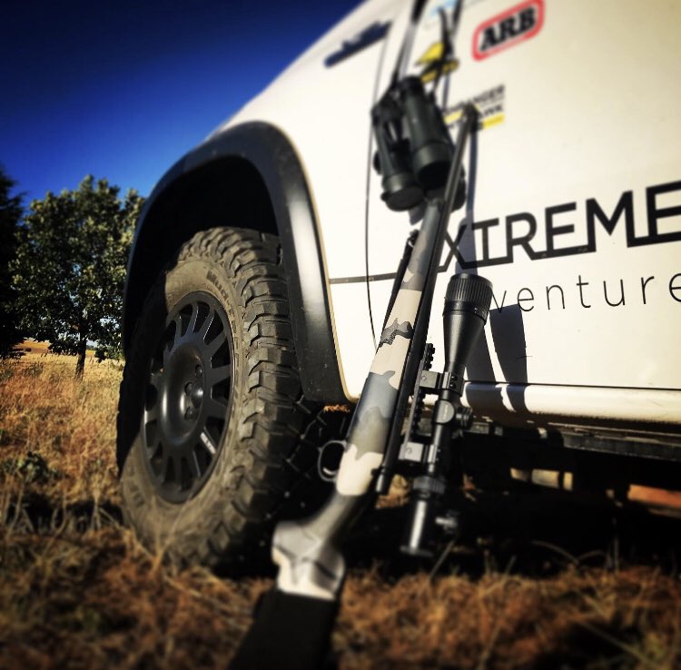Jaime_SFF's tweet photo. Go hunting out of the way.
.
.
#promyges #bushranger4x4gear
#arb4x4accessories #kuiustrong #kuiueurope #remington #vortexnation #mercedesxclass #offroad4x4 https://t.co/sbI2xOCQVQ