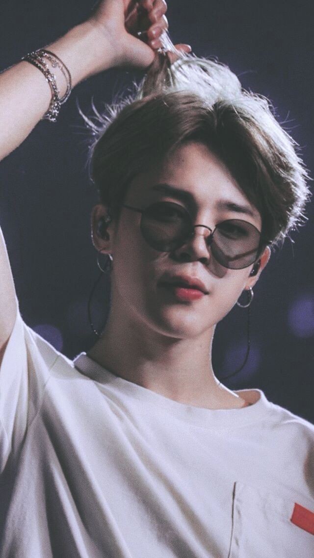tiryarmy's tweet photo. #btsrespect #JiminPerfectMan
Army's there are some accounts that are hating BTS especially Jimin and trending the jimin putita hastag but we will unravel that army is more powerful!
Army trend the hastag #jiminperfect #btsrespect https://t.co/ipSTsi1CHM