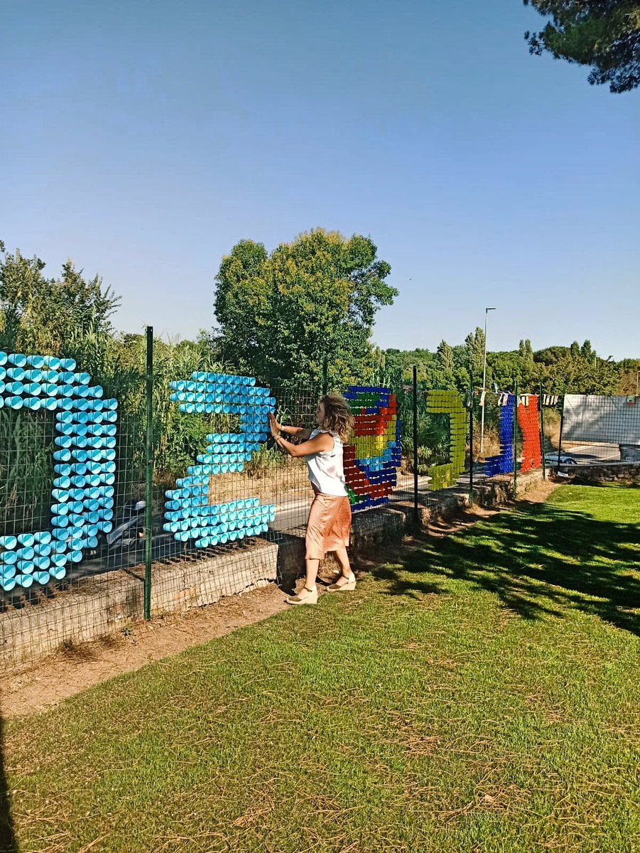 BoccacciniPerla's tweet photo. “Tutti i bambini sono degli artisti nati; il difficile sta nel fatto di restarlo da grandi “#perlaboccaccini #psychologist #aquanienekids #kidslearningcenterschool #klcschool #amemipiaceandareallasilo #schoolshow #nursery #preschool #primaryschool #kids #children #toddler https://t.co/nsWJ9qhsUa
