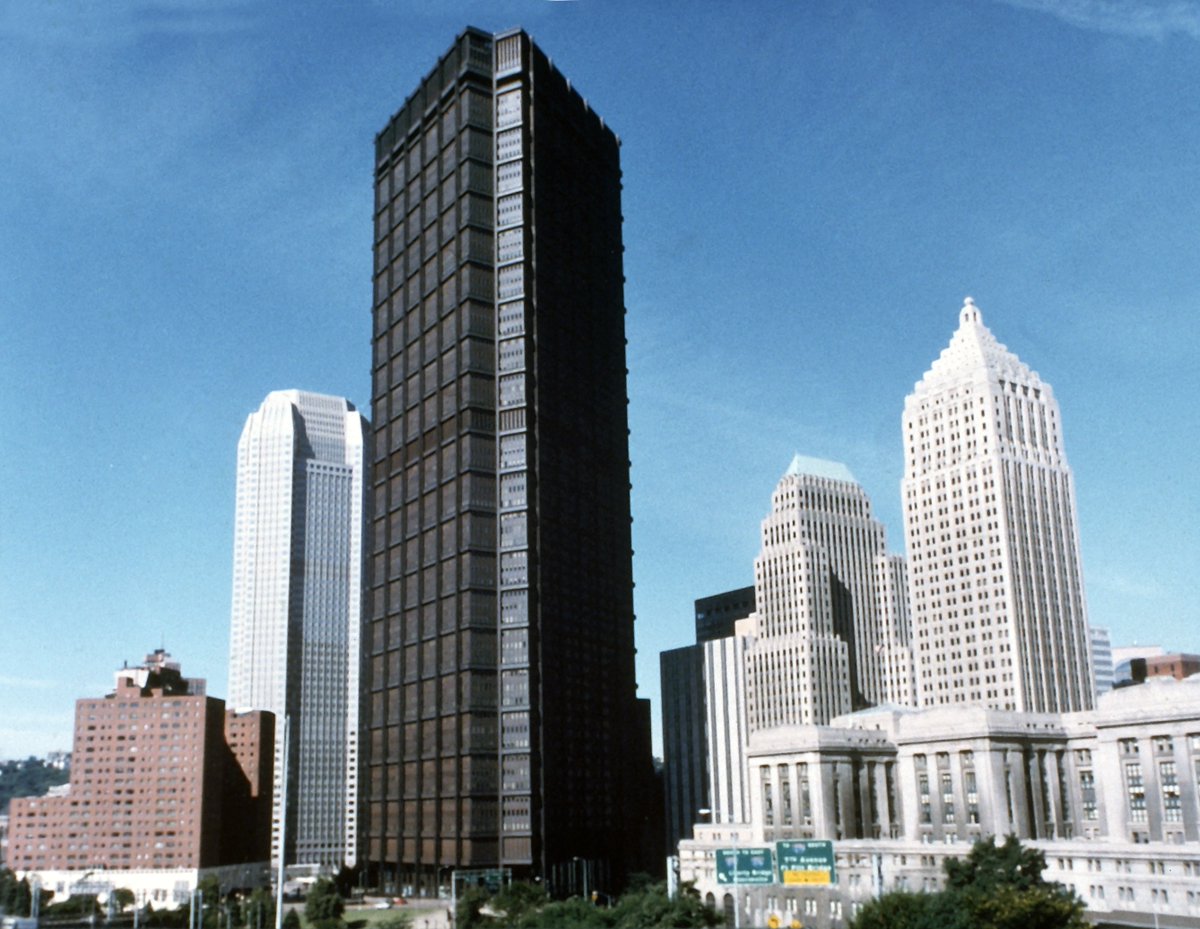 U_S_Steel's tweet image. Today we’re celebrating #NationalPennsylvaniaDay and everything the Keystone State offers, including #USSteel! Since 1901, Pennsylvania has been our headquarters and is currently home to four steelmaking plants. We're #PAProud!