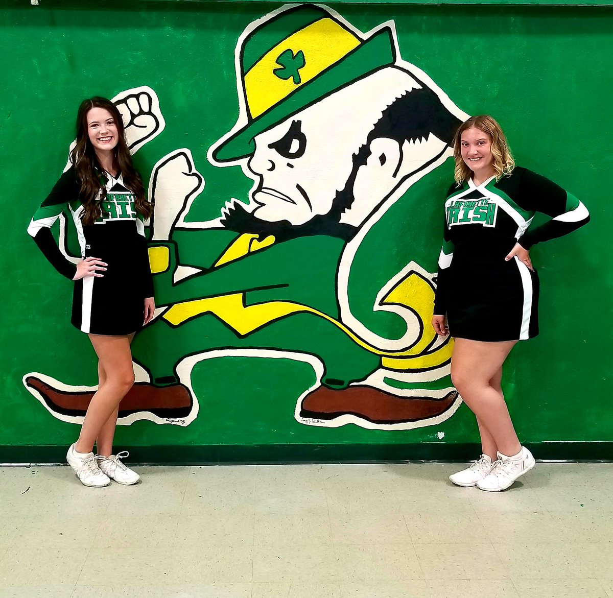 Irish Cheer tweet media