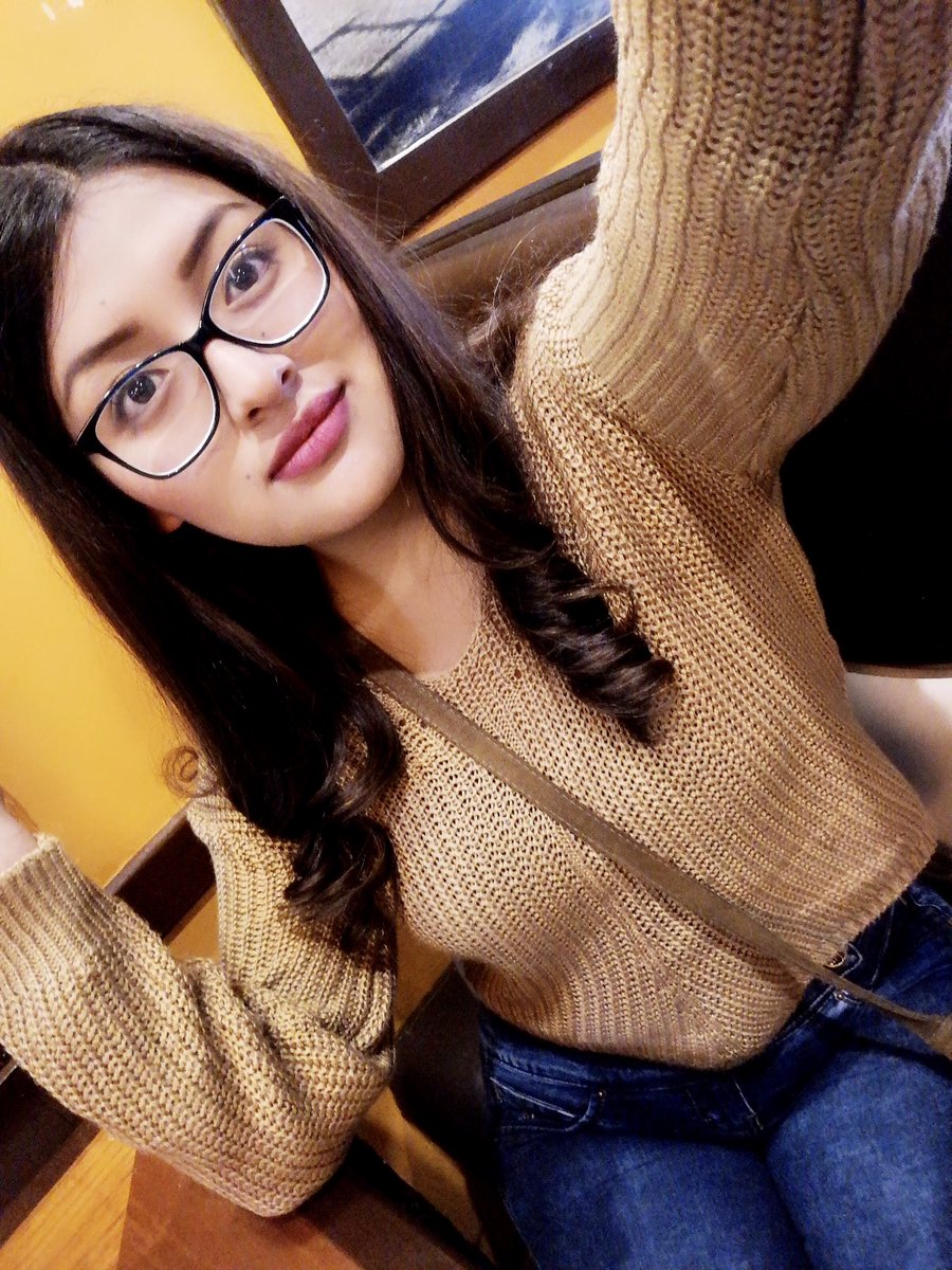 munequitamilly_'s tweet photo. Te mereces todo lo que hiciste a otros. 
Solo tú sabrás si eso te da miedo o felicidad🤎

#lunes #muñequitamilly https://t.co/Ry3h7IloV2