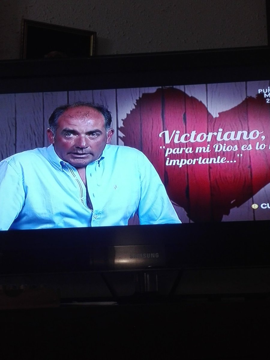 Raviolico1's tweet photo. Victoriano me tiene ganado 🐏🐑🐄🐂🐖🐃🐴 #firstdates20j https://t.co/06q5ujUoXB